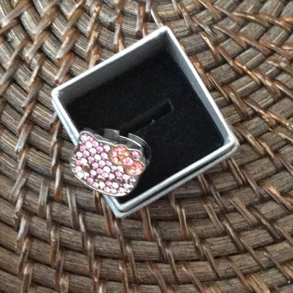 Hello Kitty adjustable ring - Picture 2 of 3